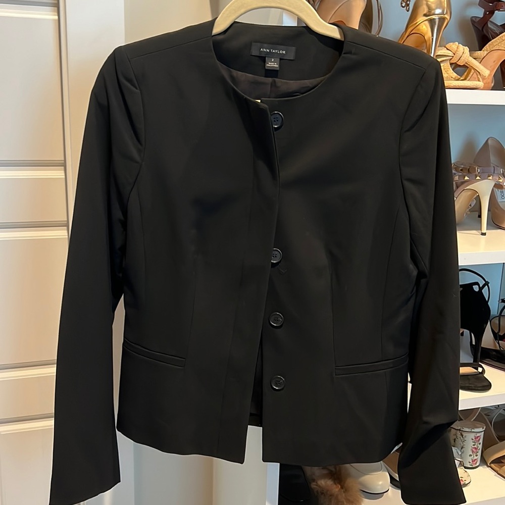 Ann Taylor Suit Jacket, Black, size 2